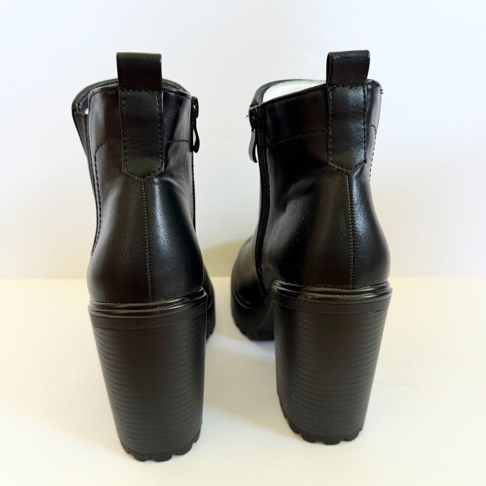 Refresh Black Faux Leather Platform Lug Sole Chelsea Boots 7.5 - Picture 3 of 8
